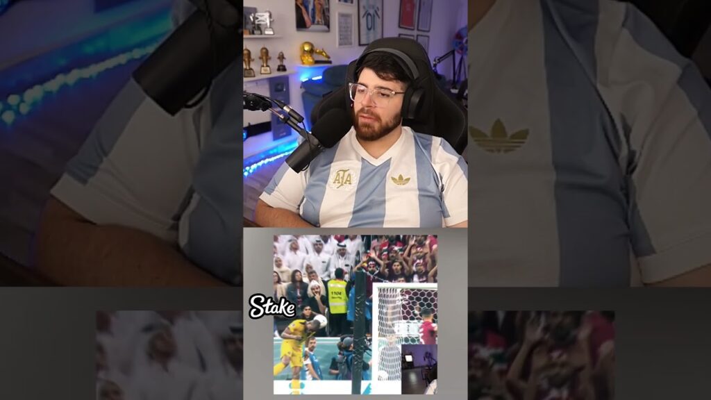 enner valencia con messi y ronaldo